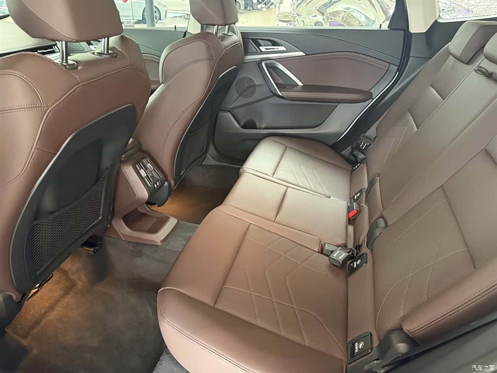 BMW X1, 2024 9