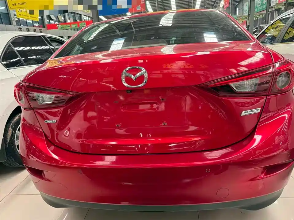 Mazda 3 Angkesaila