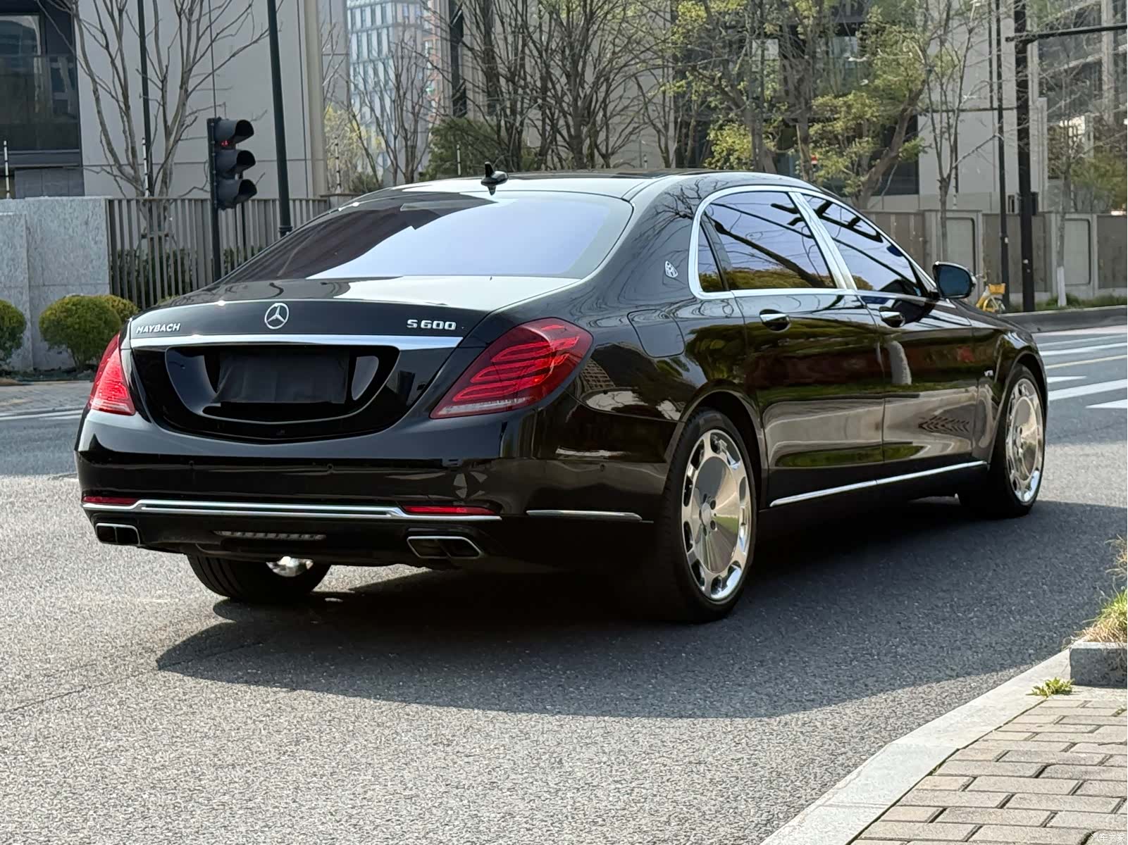 Maybach S-Class, 2017 9