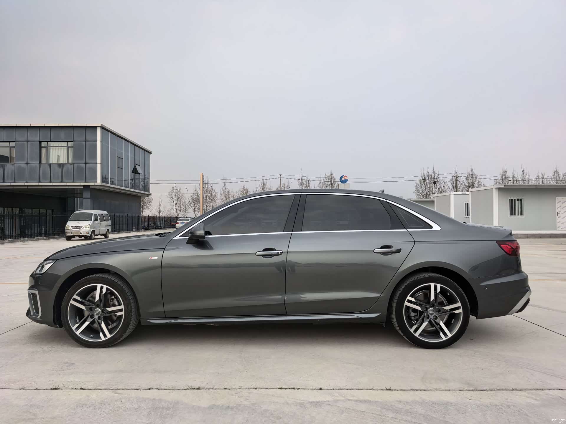 Audi A4L, 2022 4