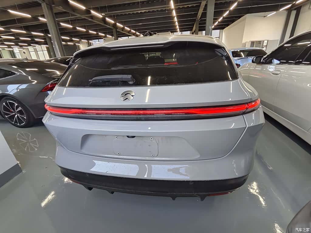 NIO ET5, 2024 6