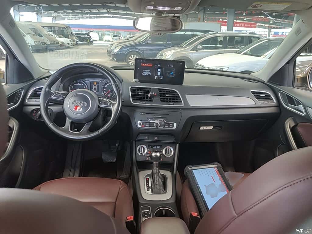Audi Q3, 2014 10