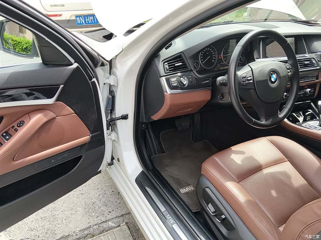BMW 5 Series, 2016 14