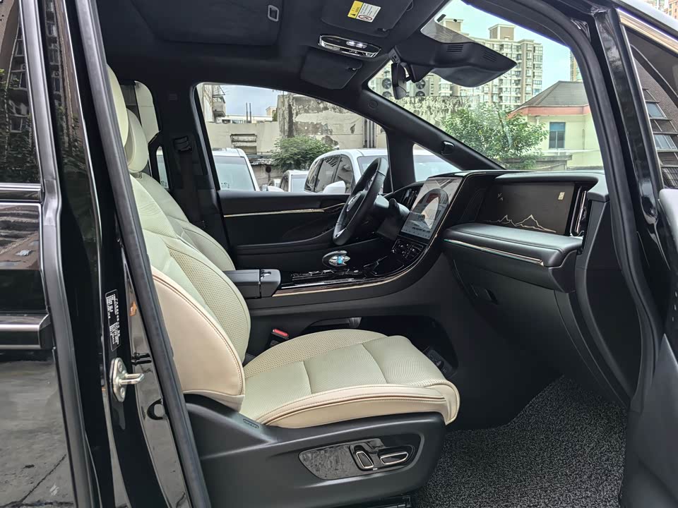 Trumpchi Trumpchi M8