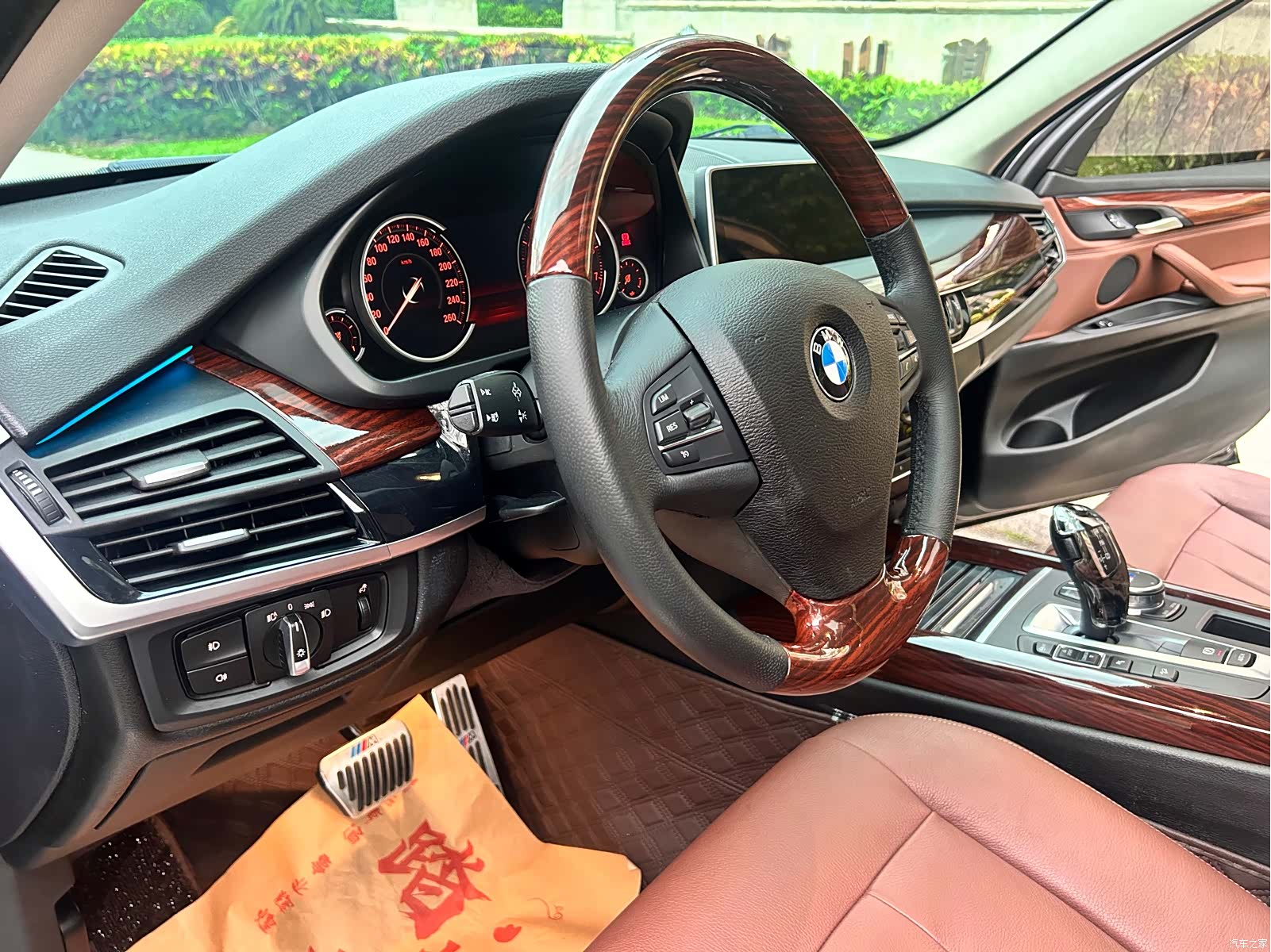 BMW X5, 2019 10