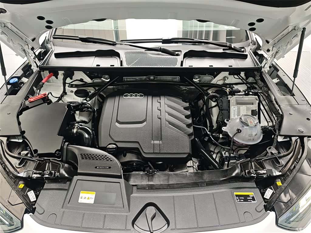 Audi Q5L, 2024 8