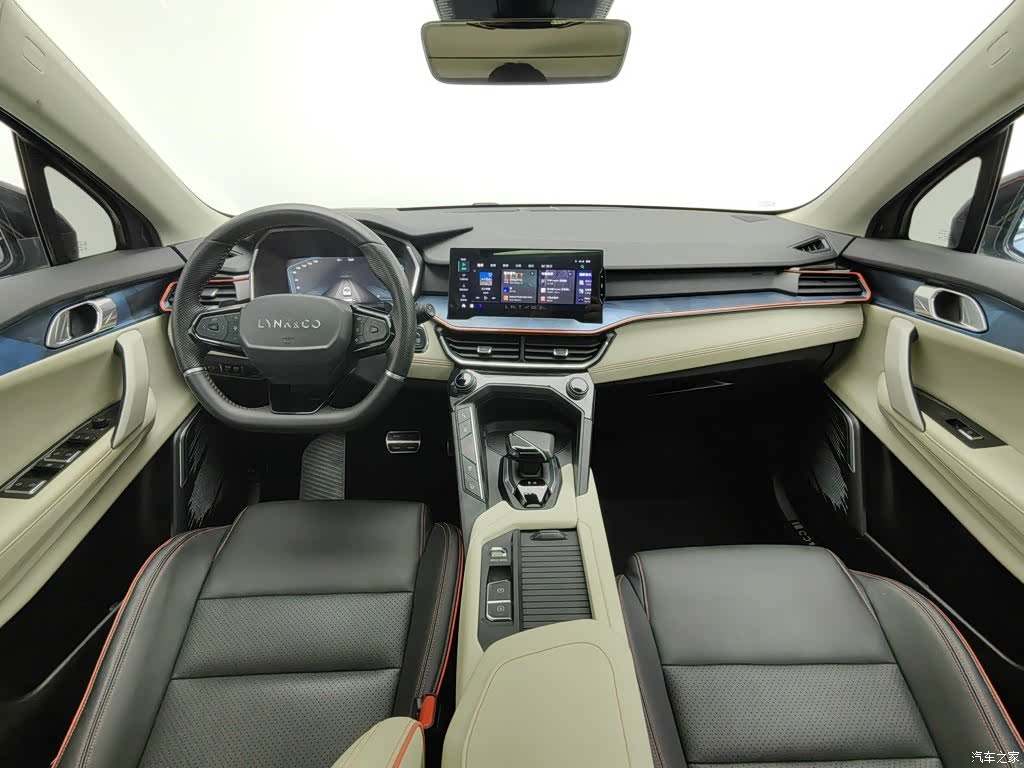 Lynk & Co 02, 2021 все фото