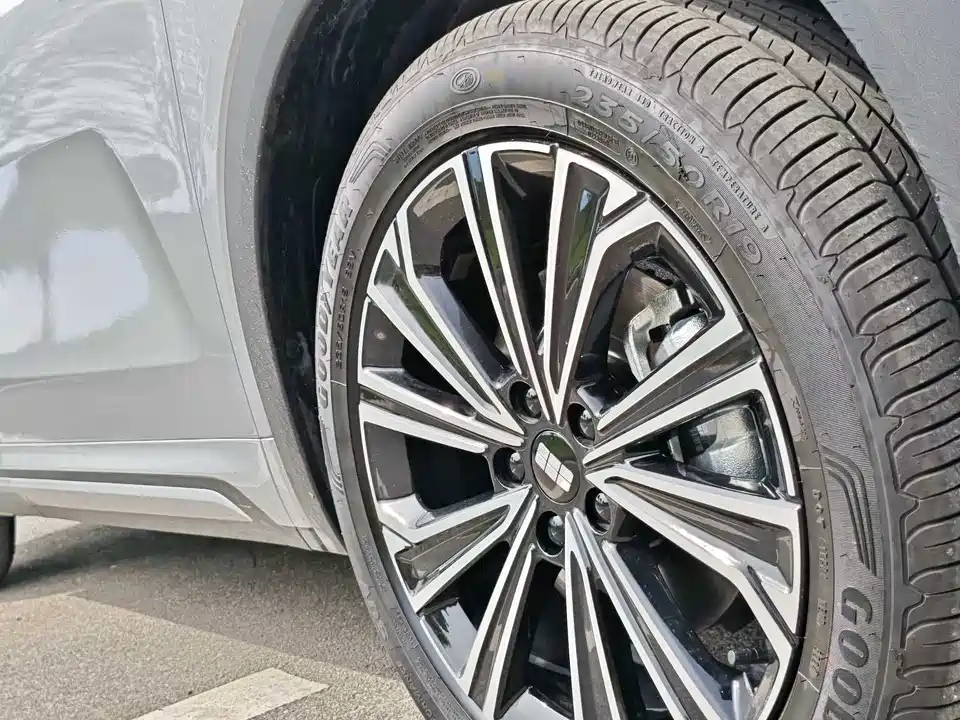 Geely Galaxy Galaxy Starship 7