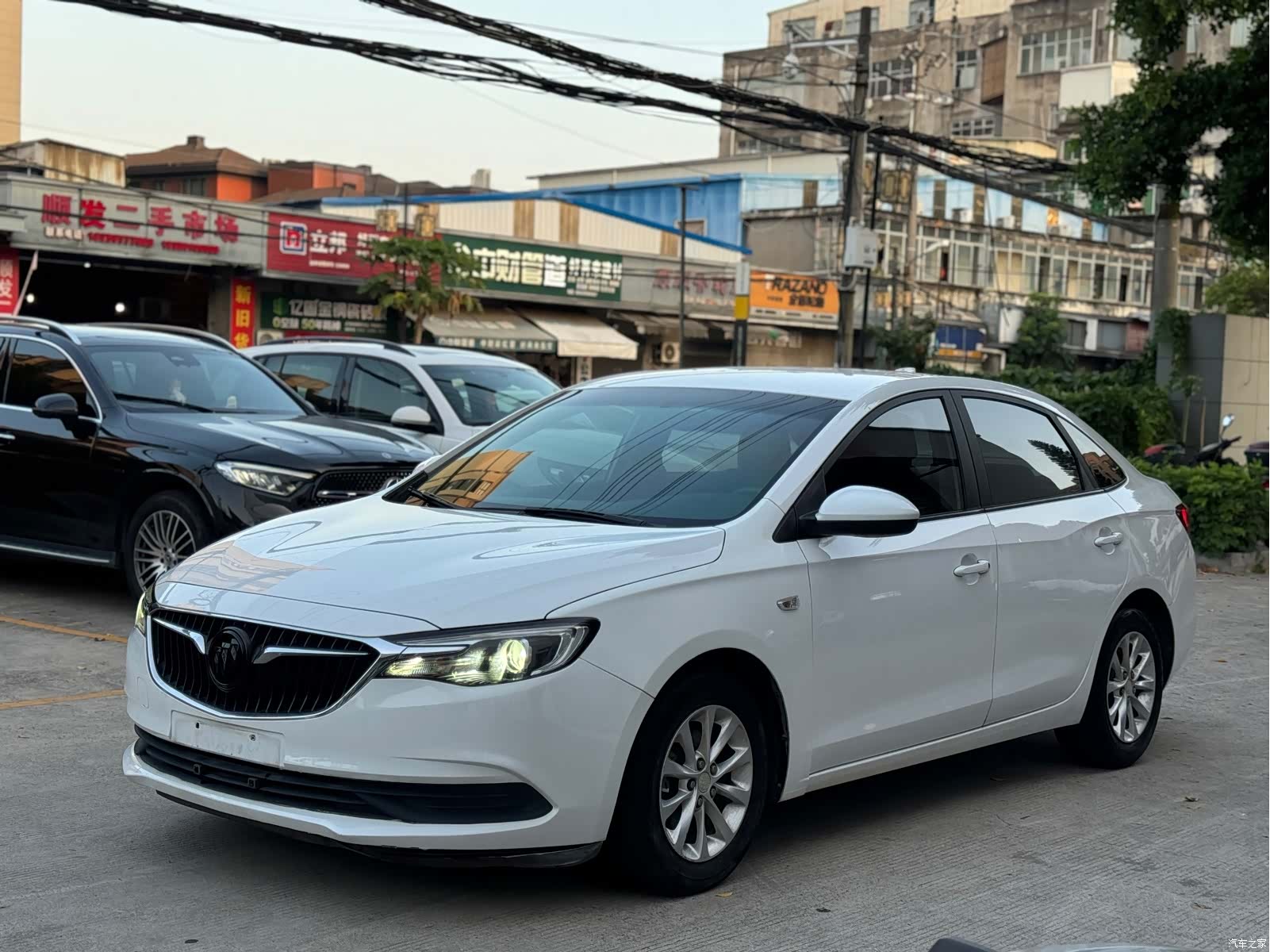 Buick V, 2018 1