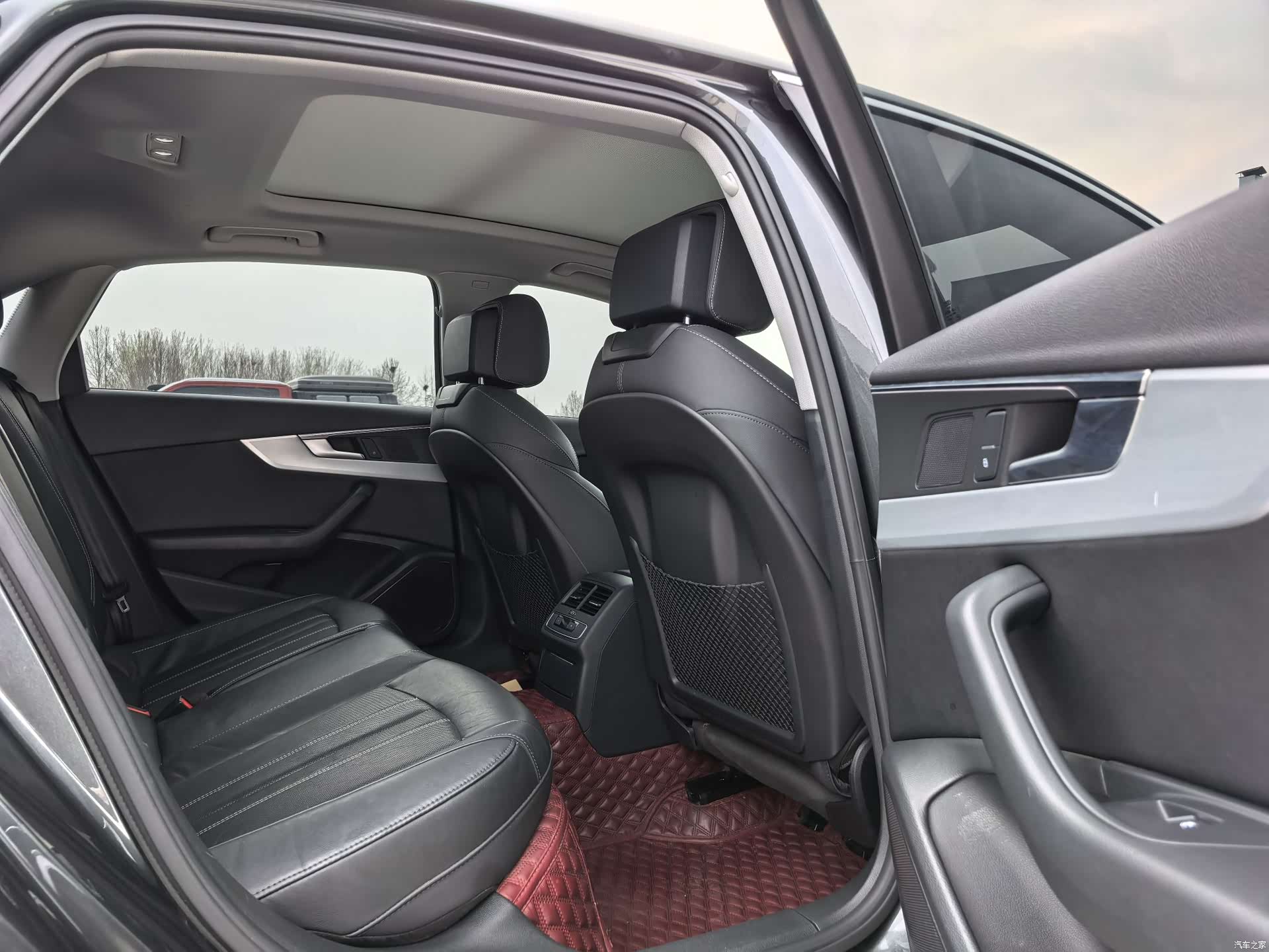 Audi A4L, 2022 11