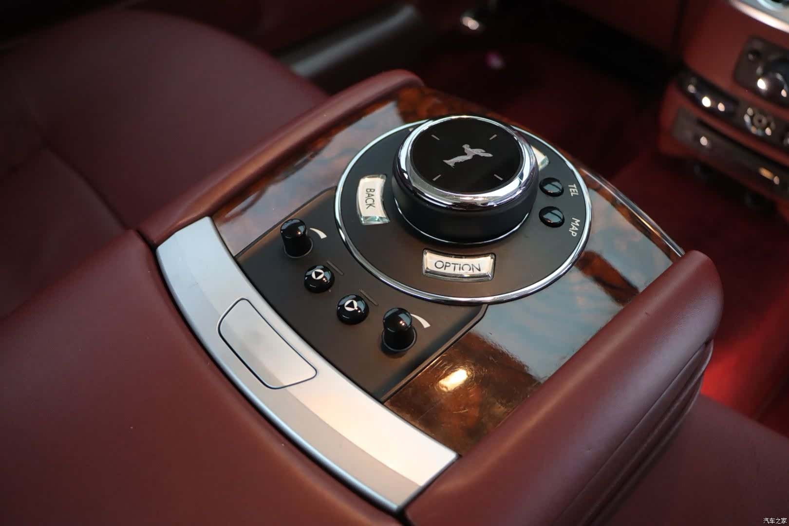 Rolls-Royce Ghost, 2014 29