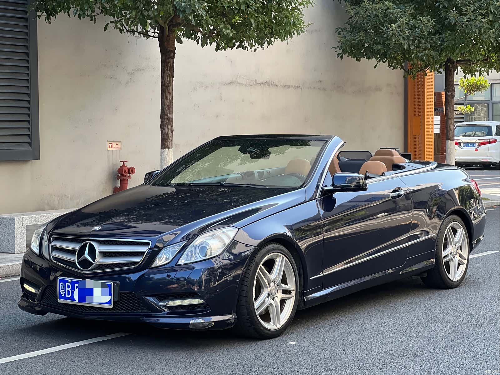 Mercedes-Benz E-Class, 2013 1