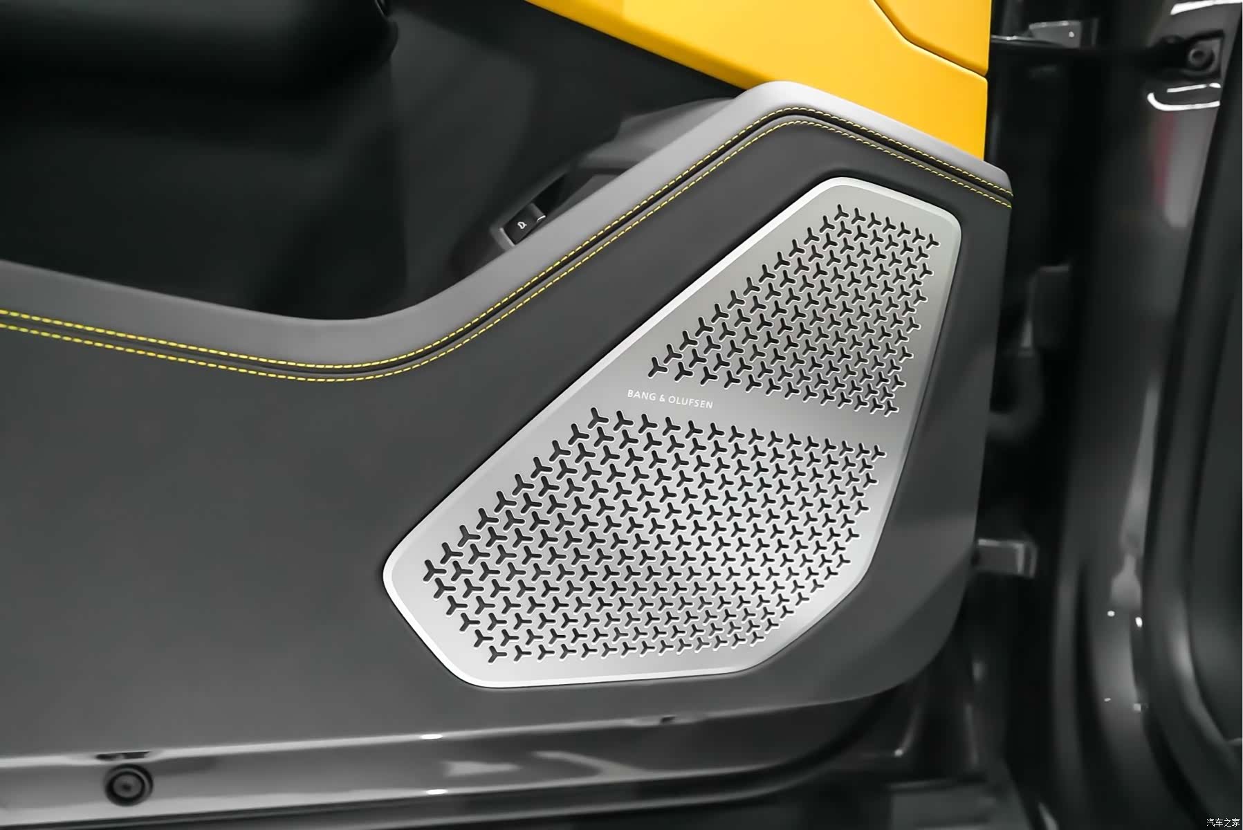 Lamborghini Urus, 2024 16