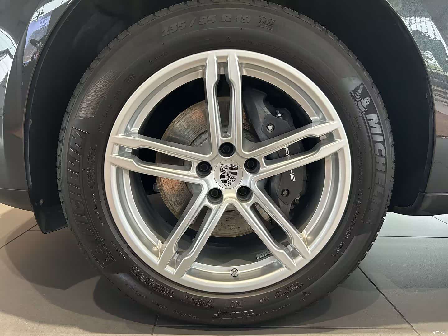 Porsche Macan, 2024 8