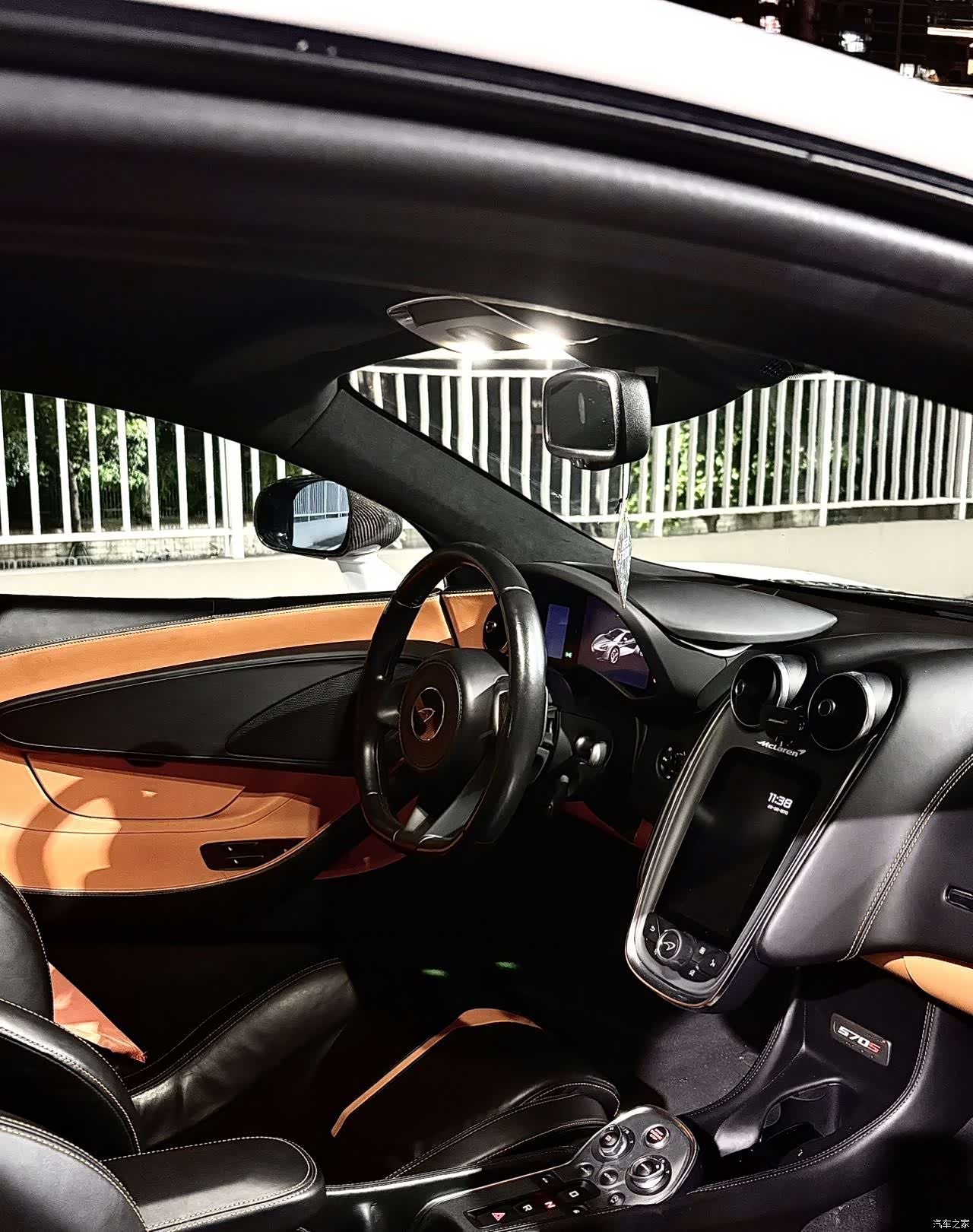 McLaren 570, 2017 7
