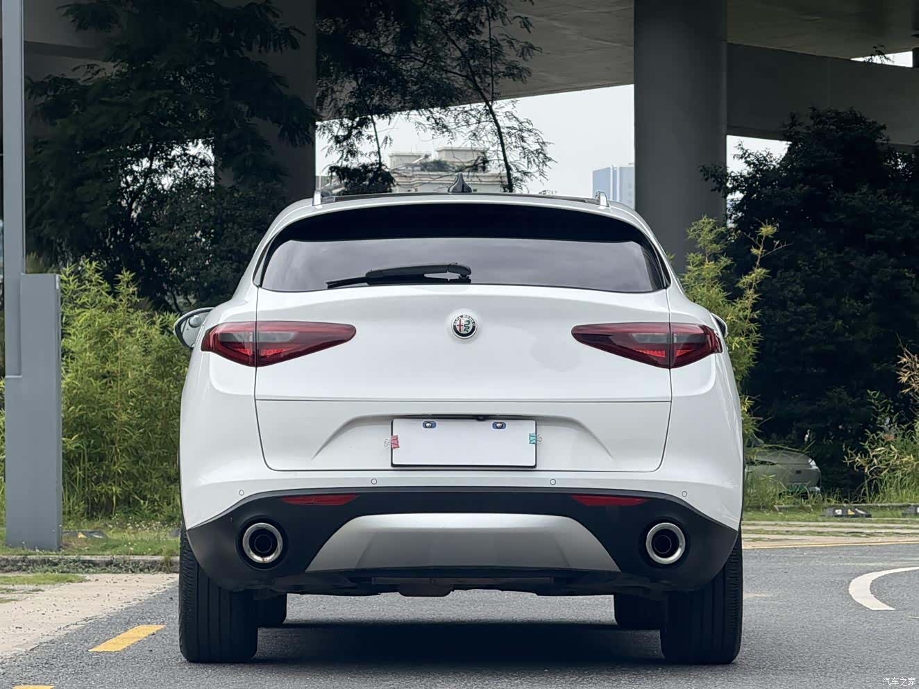 Alfa Romeo Stelvio, 2018 7