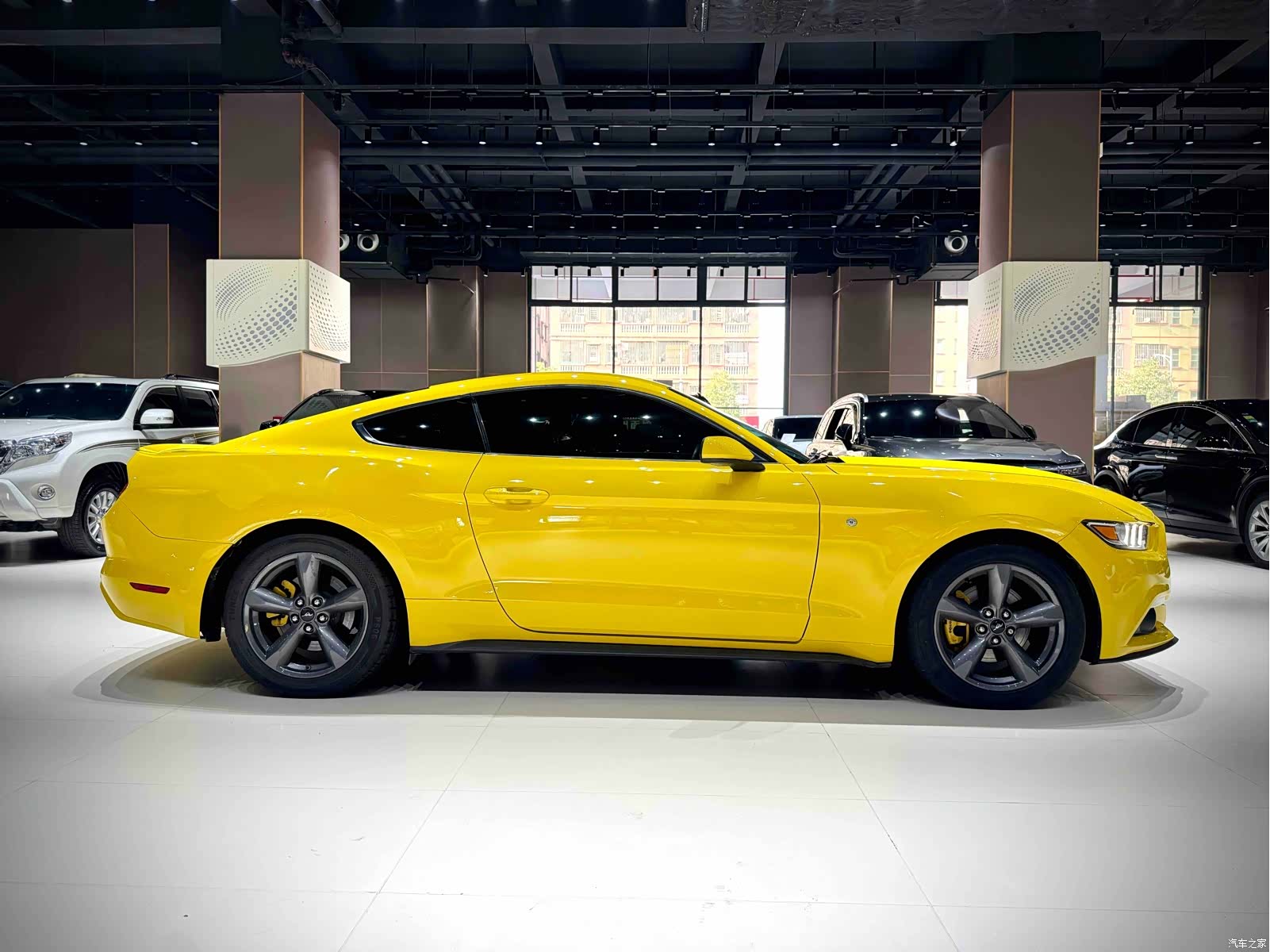 Ford Mustang, 2017 3
