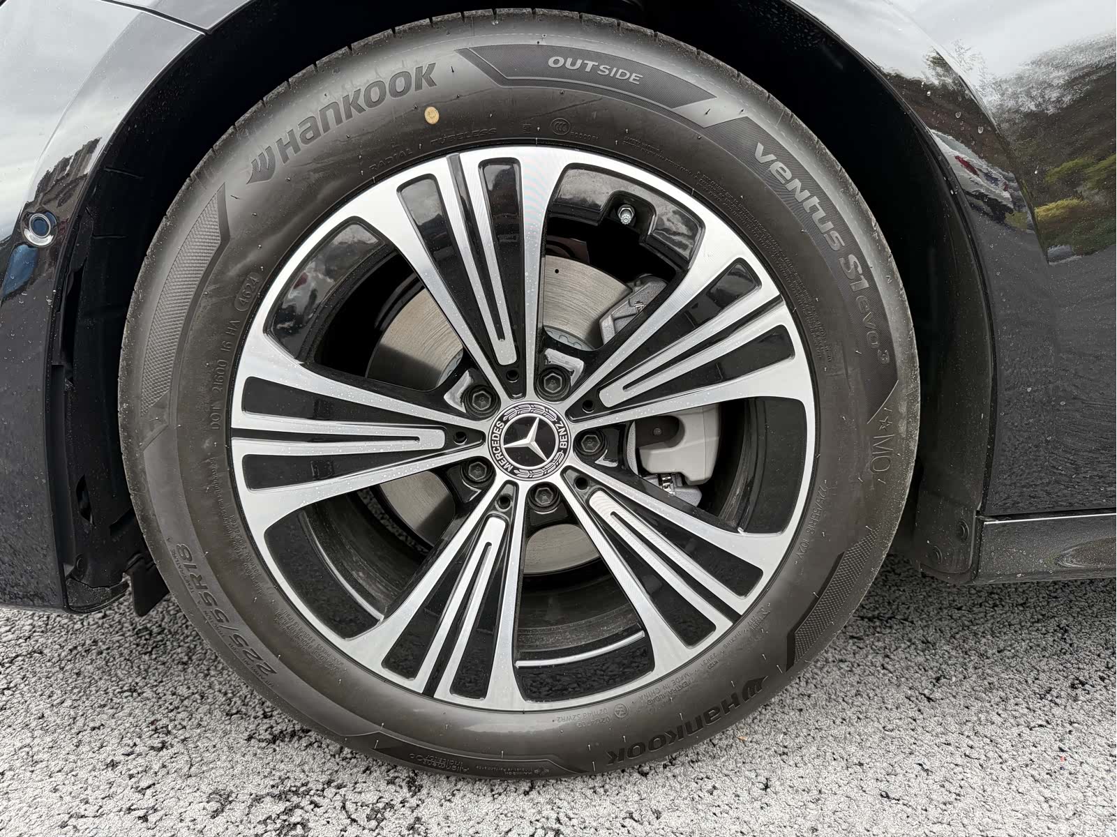Mercedes-Benz E-Class, 2026 12