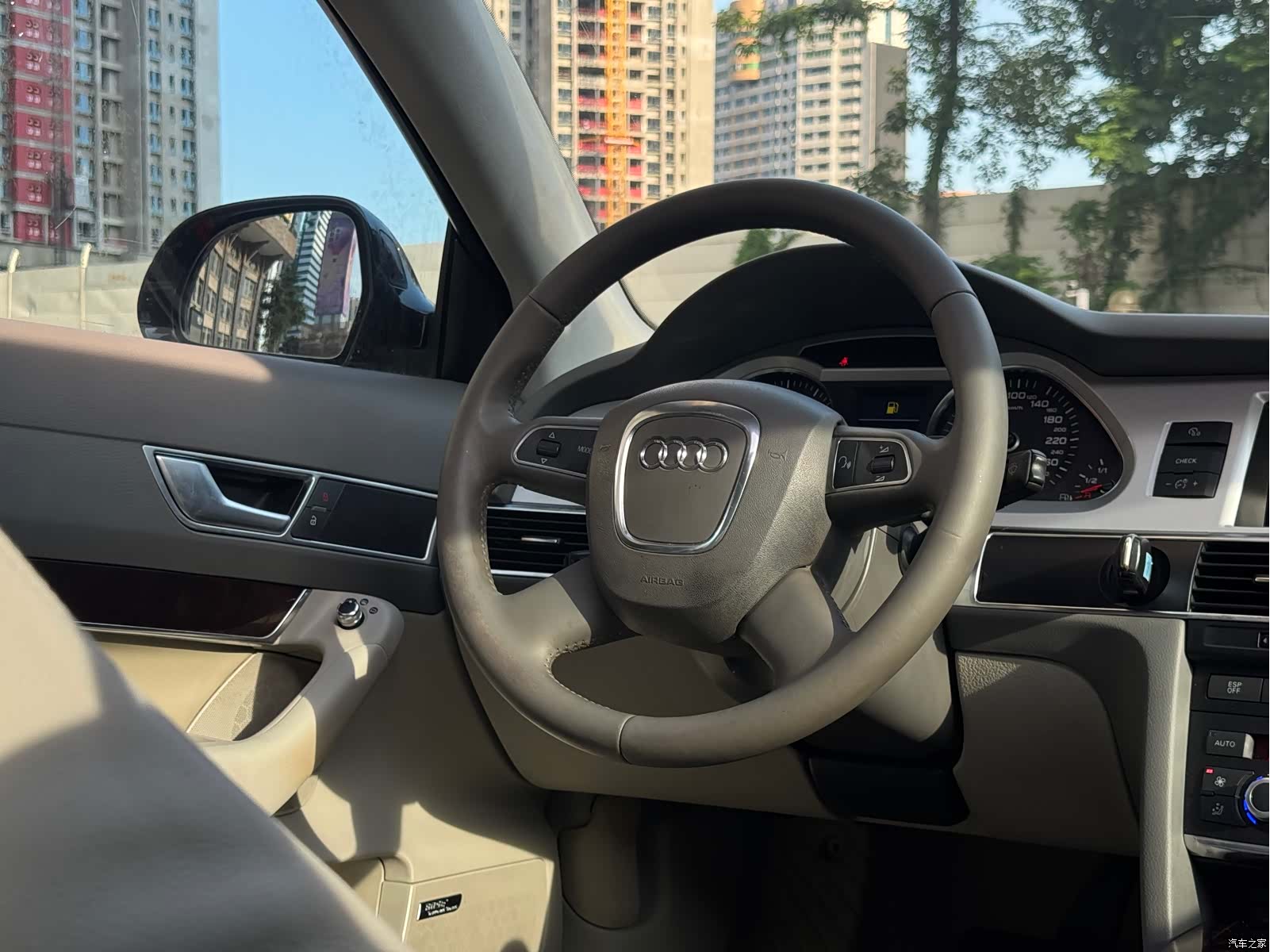 Audi A6L, 2010 22