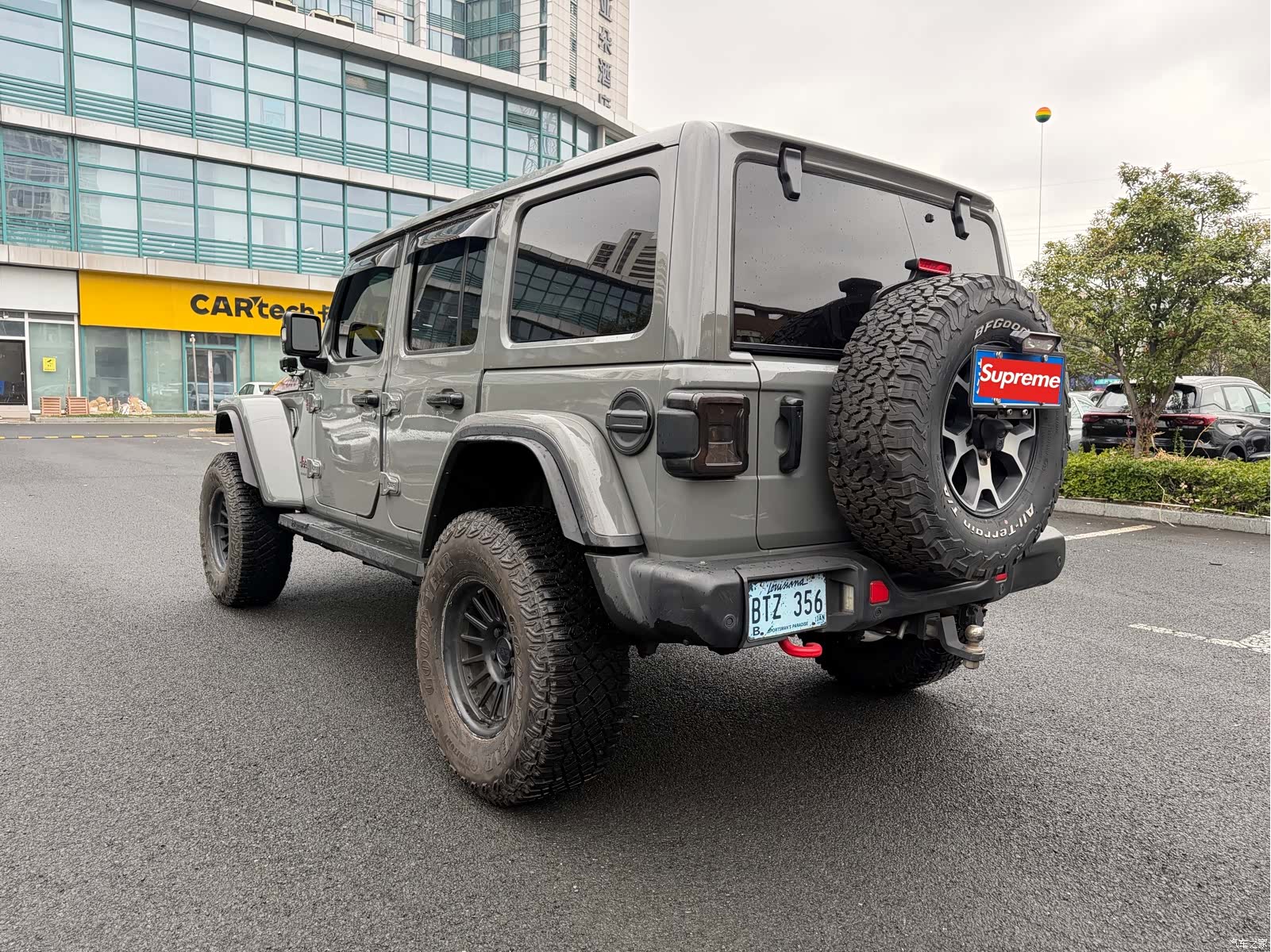 Jeep Wrangler, 2023 4