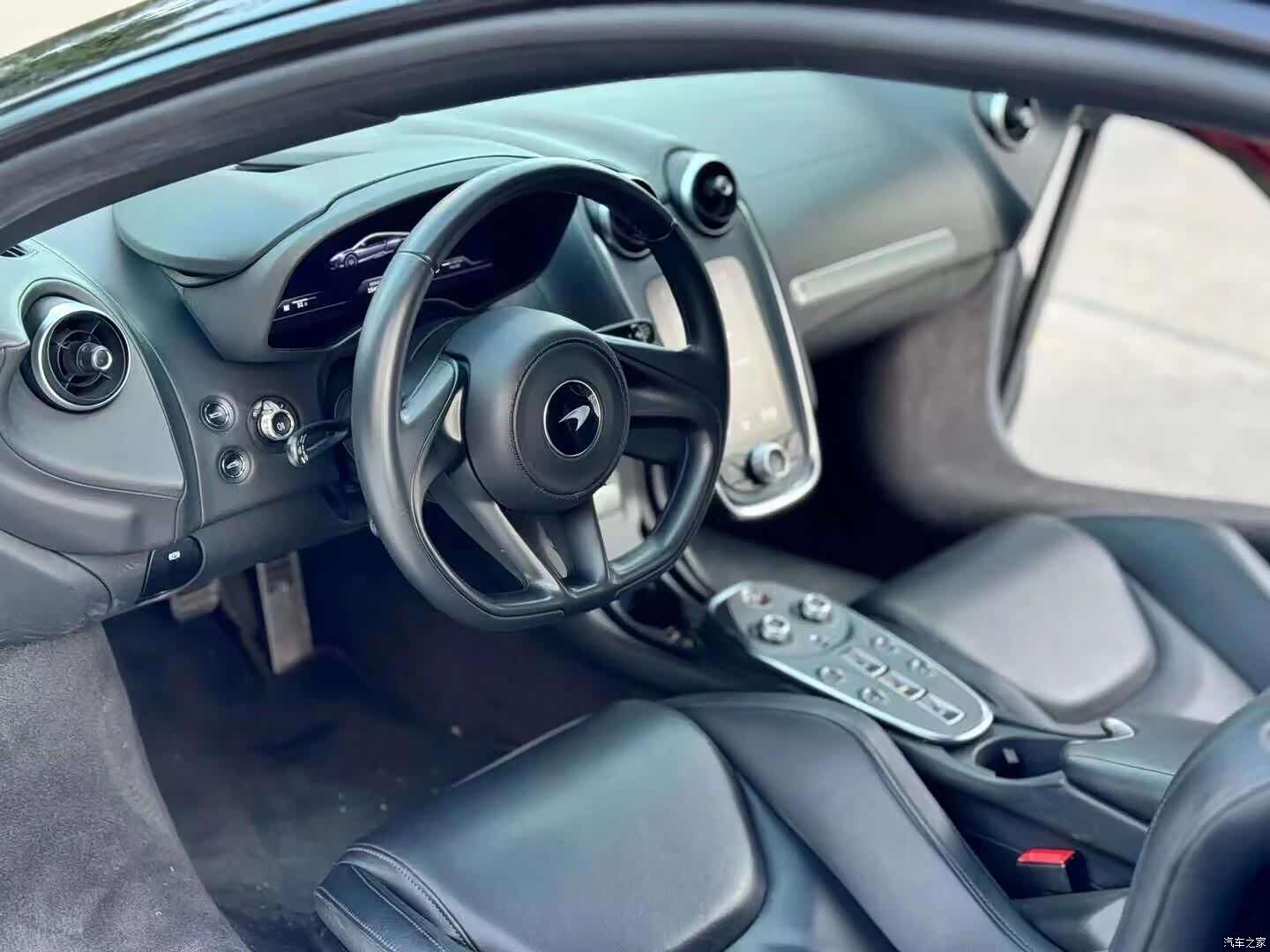 McLaren GT, 2020 7