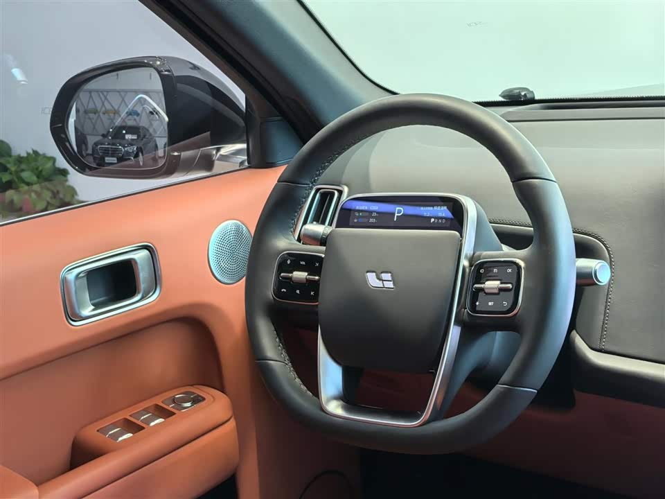Li Auto Ideal L8