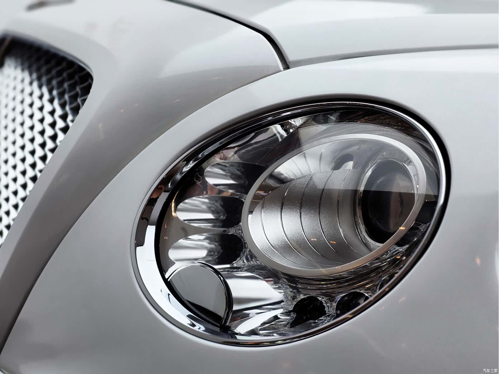 Bentley Continental GT, 2012 11
