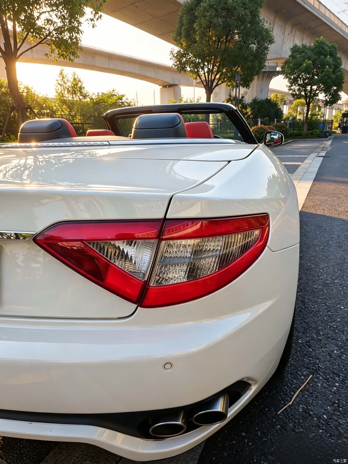Maserati GranCabrio, 2012 8