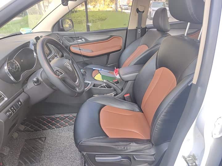 Baojun 560 2016 1.8L МКПП Elite