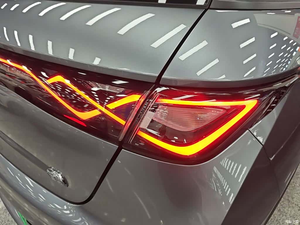 BYD Dolphin, 2024 8
