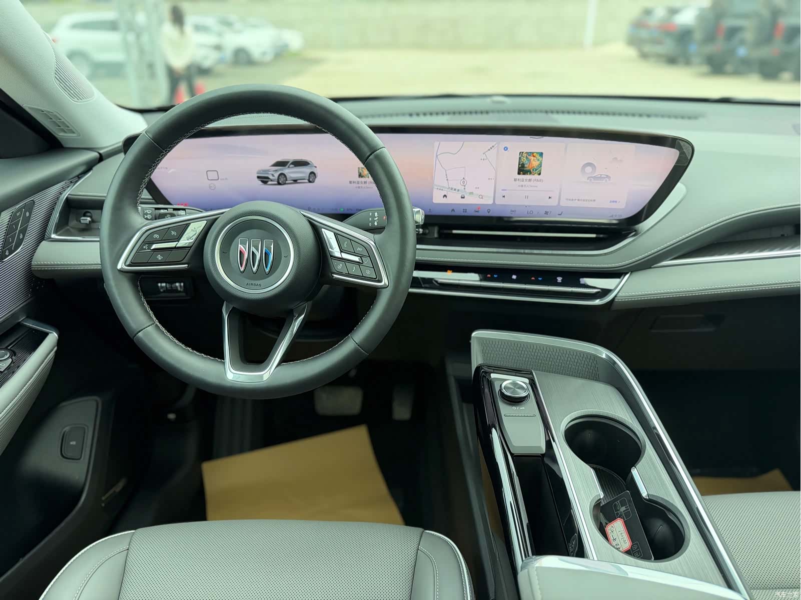 Buick E5, 2025 10