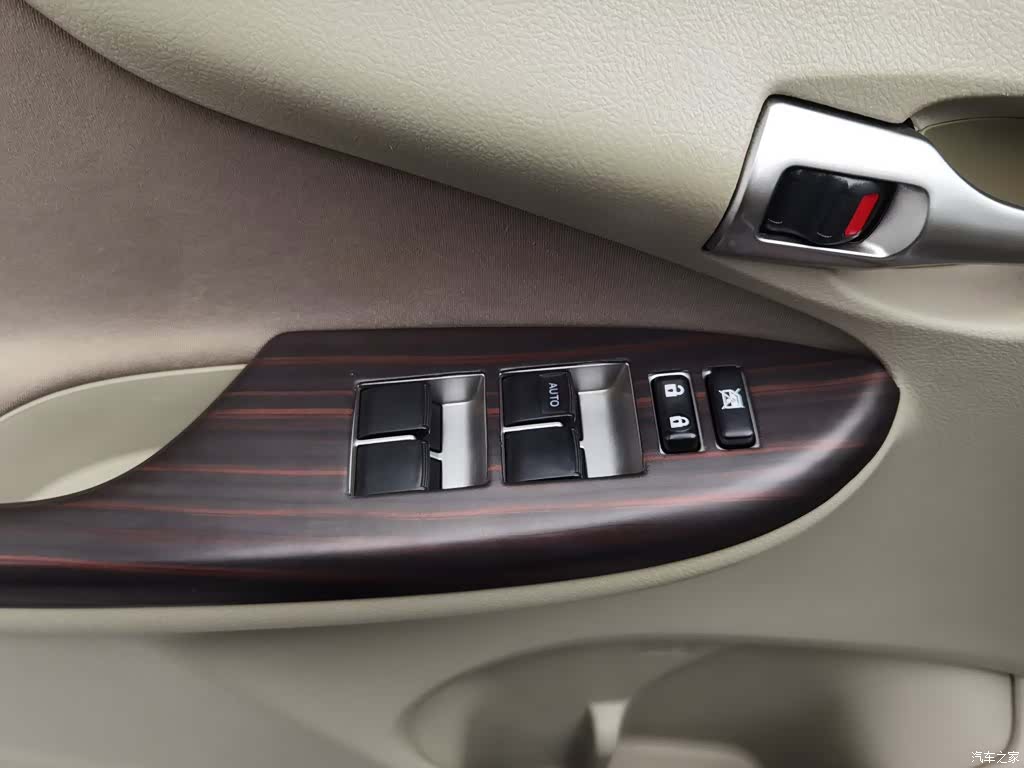 Toyota Corolla, 2013 9
