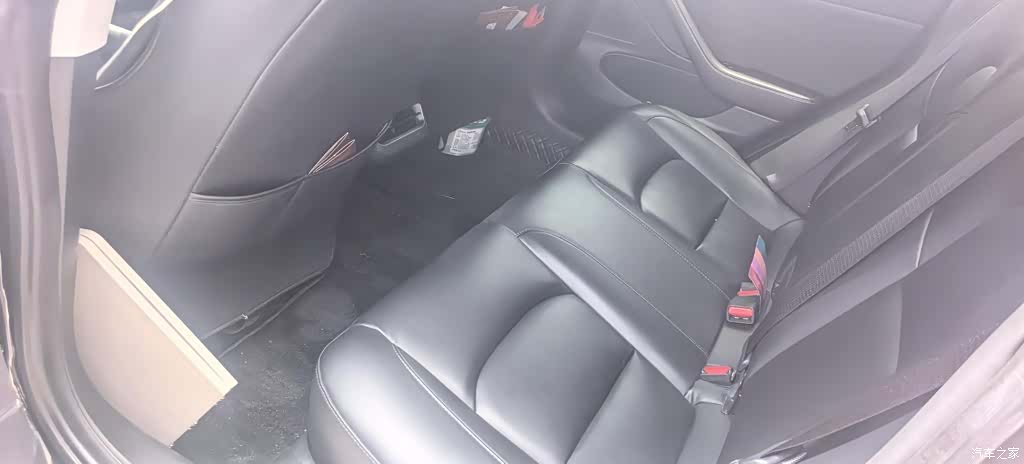 Tesla Model 3, 2020 4