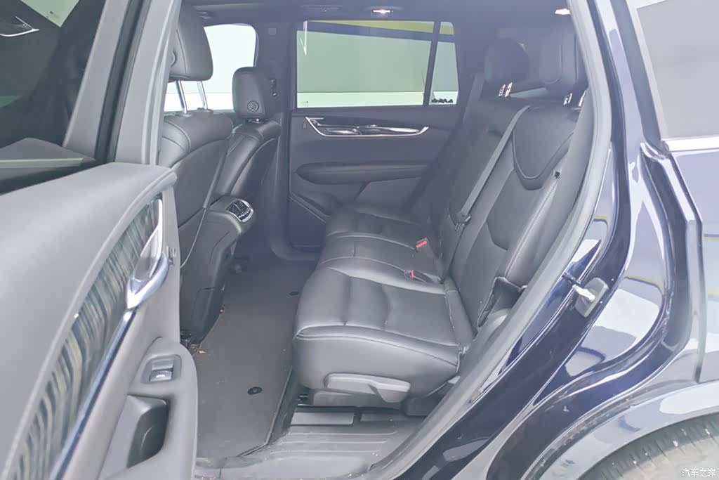 Cadillac XT6, 2021 11