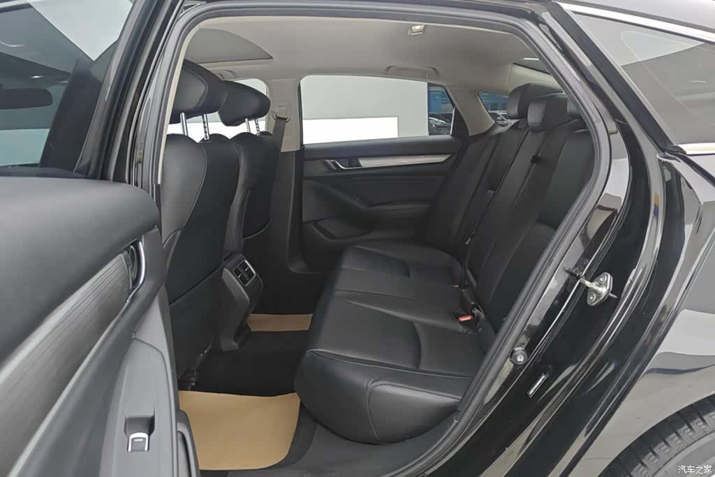 Honda Accord, 2020 11