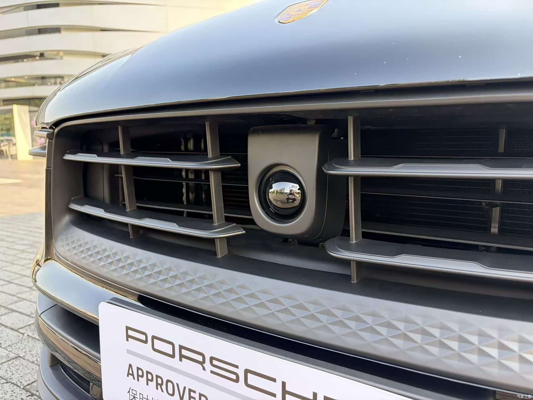 Porsche Macan, 1900 4