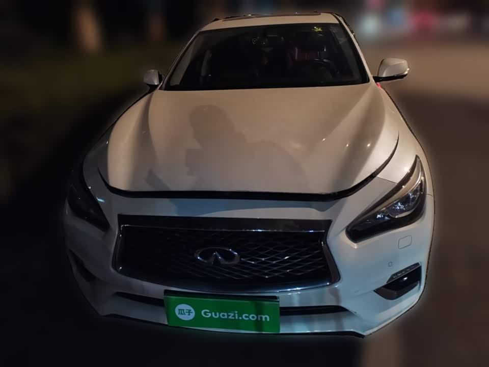 Infiniti Q50L