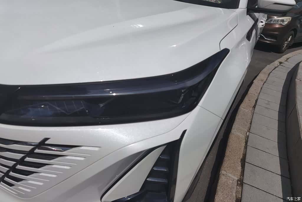 Changan CS75, 2023 все фото