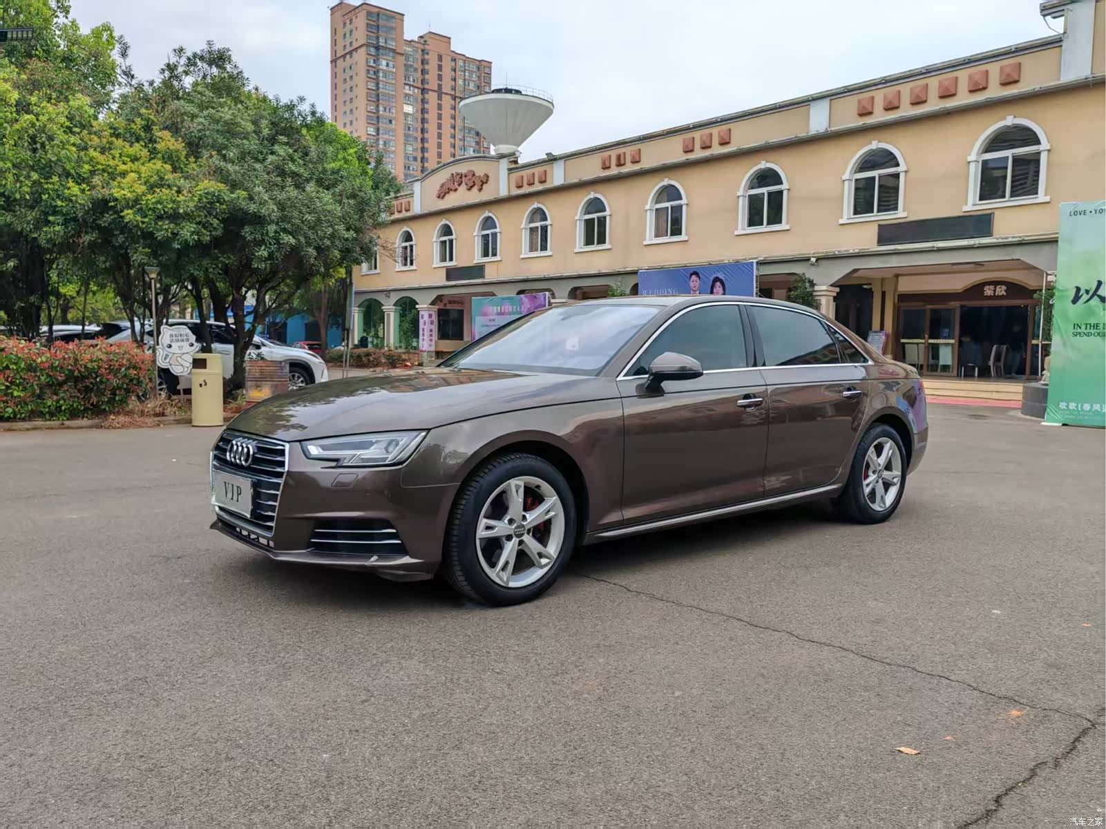 Audi A4L, 2017 3
