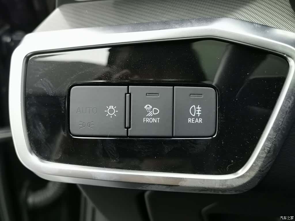 Audi A6L, 2021 21