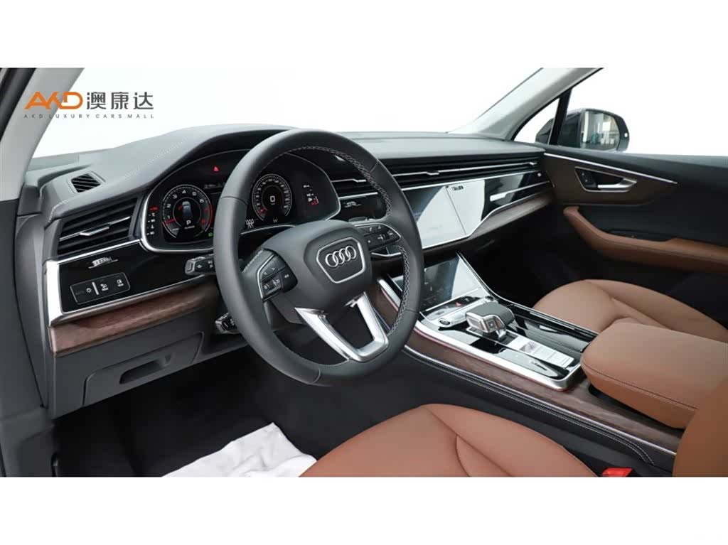 Audi Q7, 2025 6