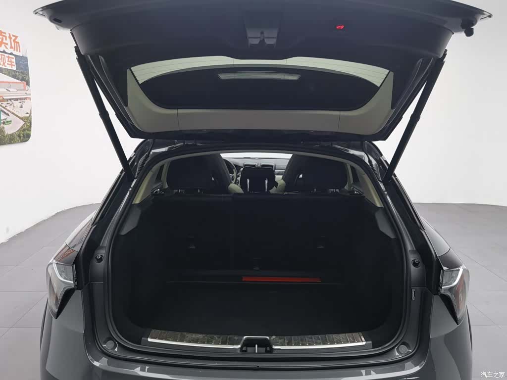 Lynk & Co 01, 2018 16