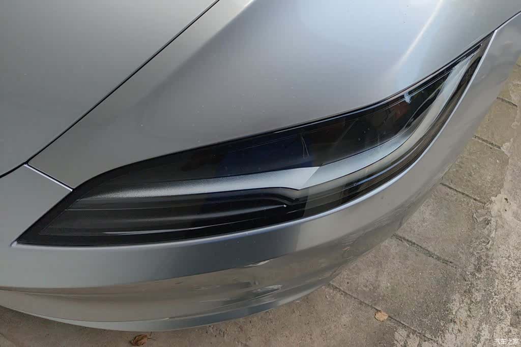 Tesla Model 3, 2023 все фото