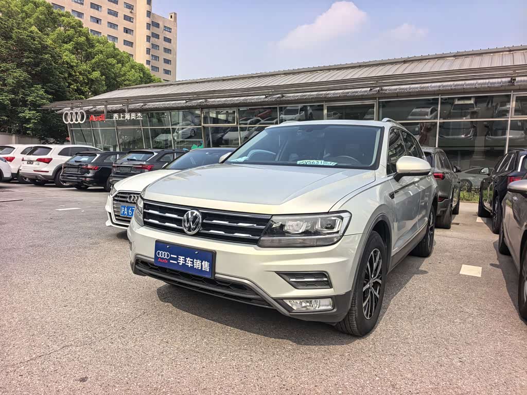 Volkswagen Tiguan L