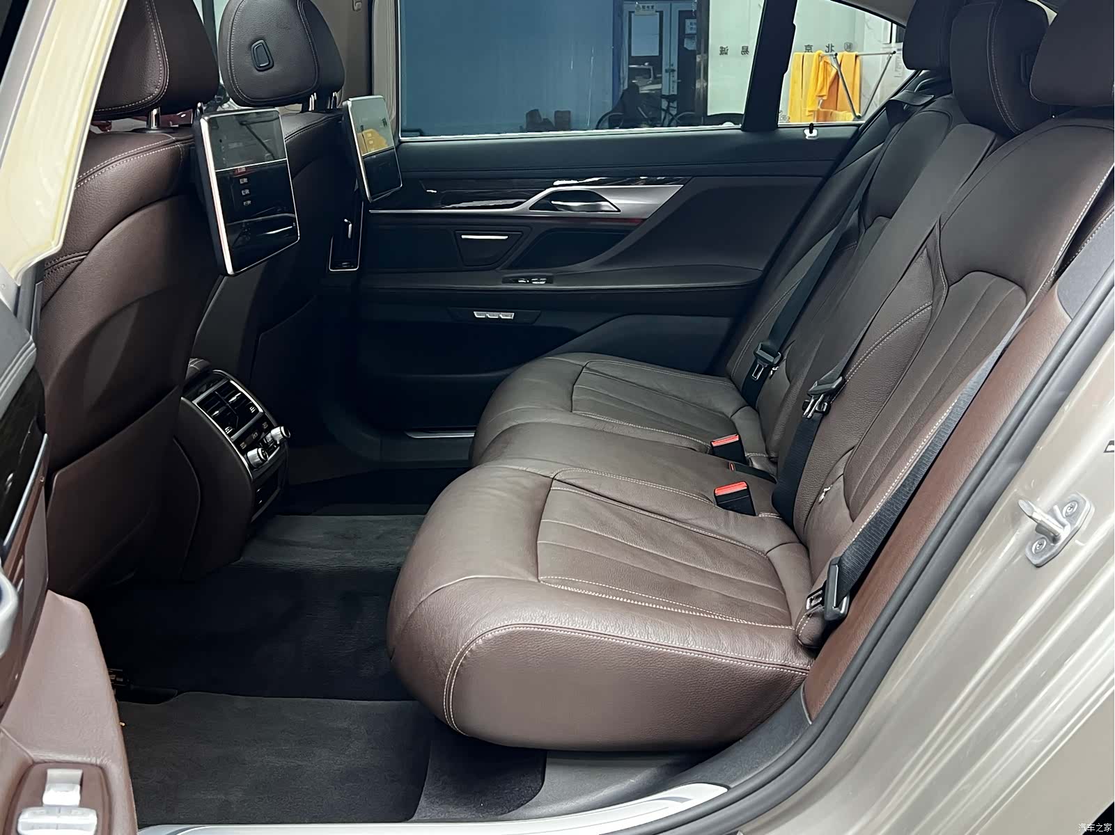 BMW 7 Series, 2019 19