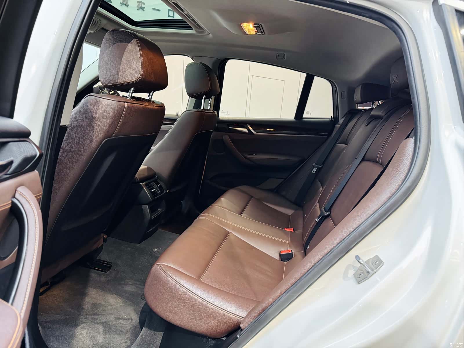 BMW X4, 2015 10