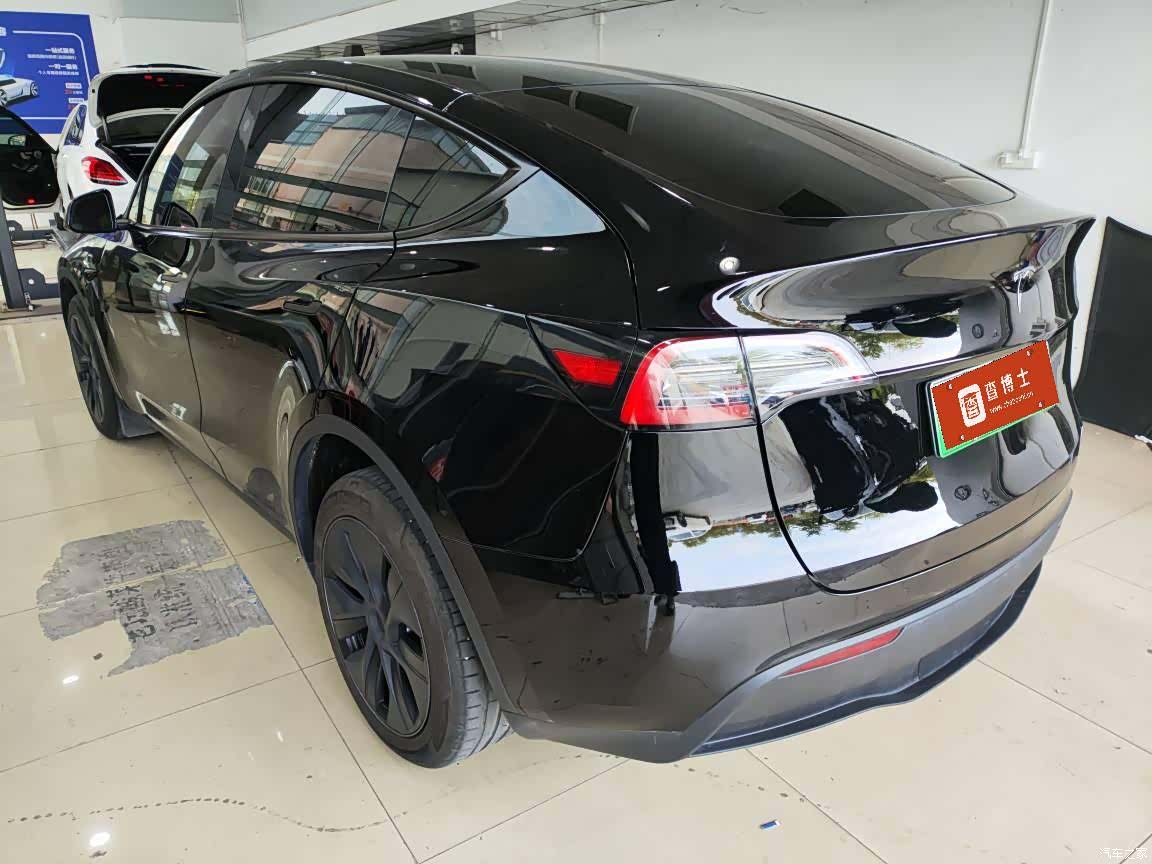 Tesla Model Y, 2024 все фото