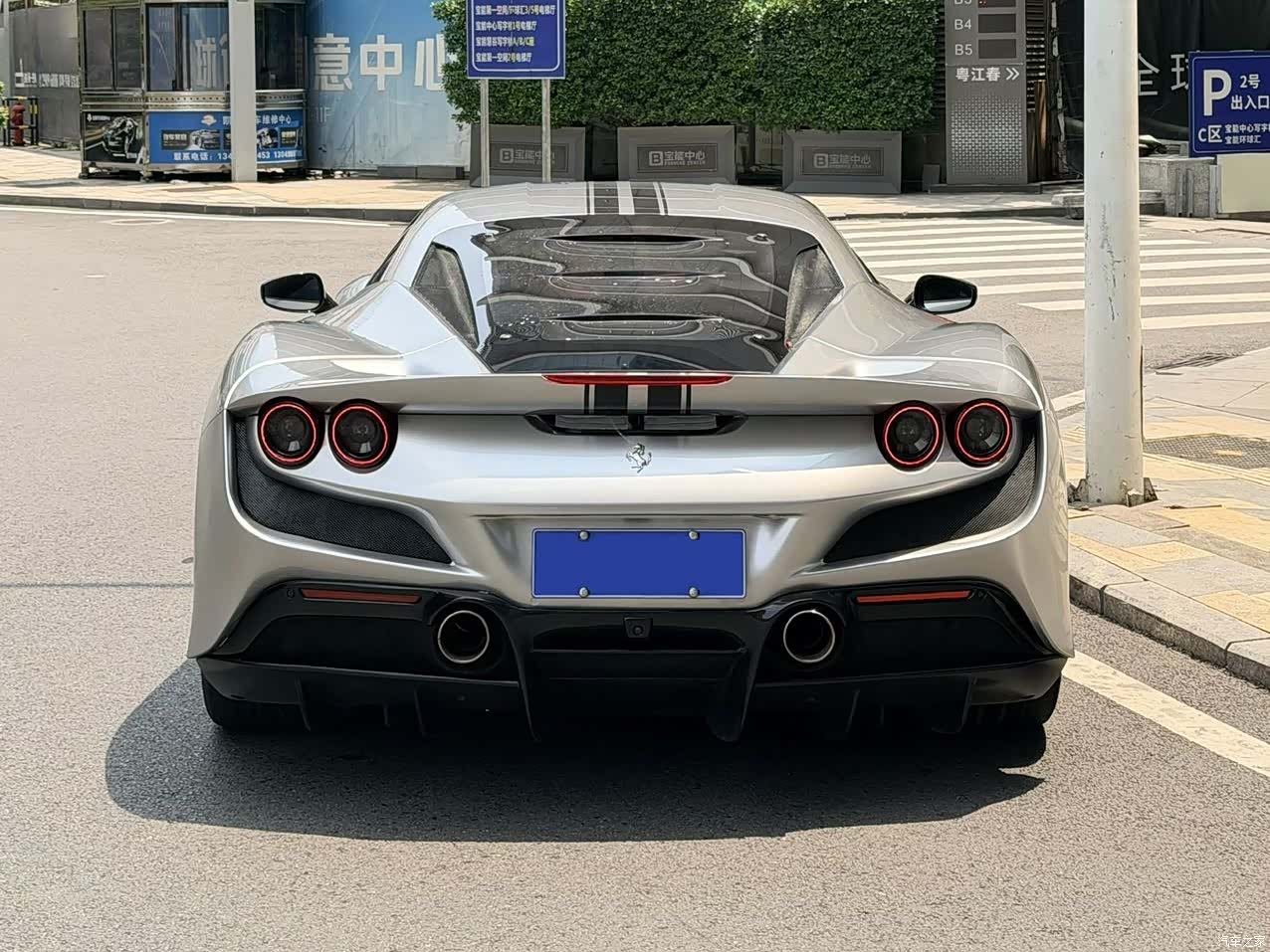 Ferrari F8, 2020 4