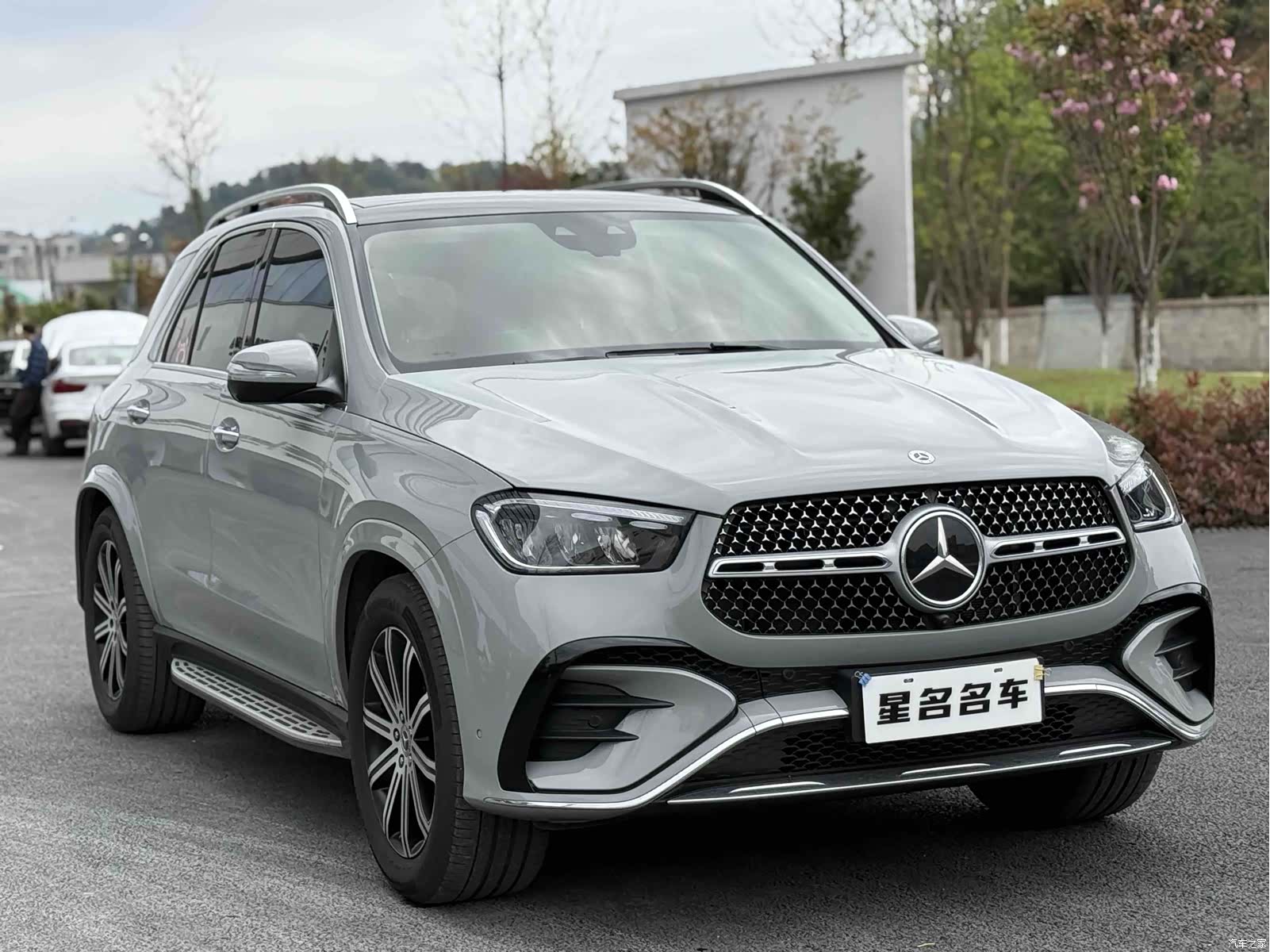 Mercedes-Benz GLE, 2024 3
