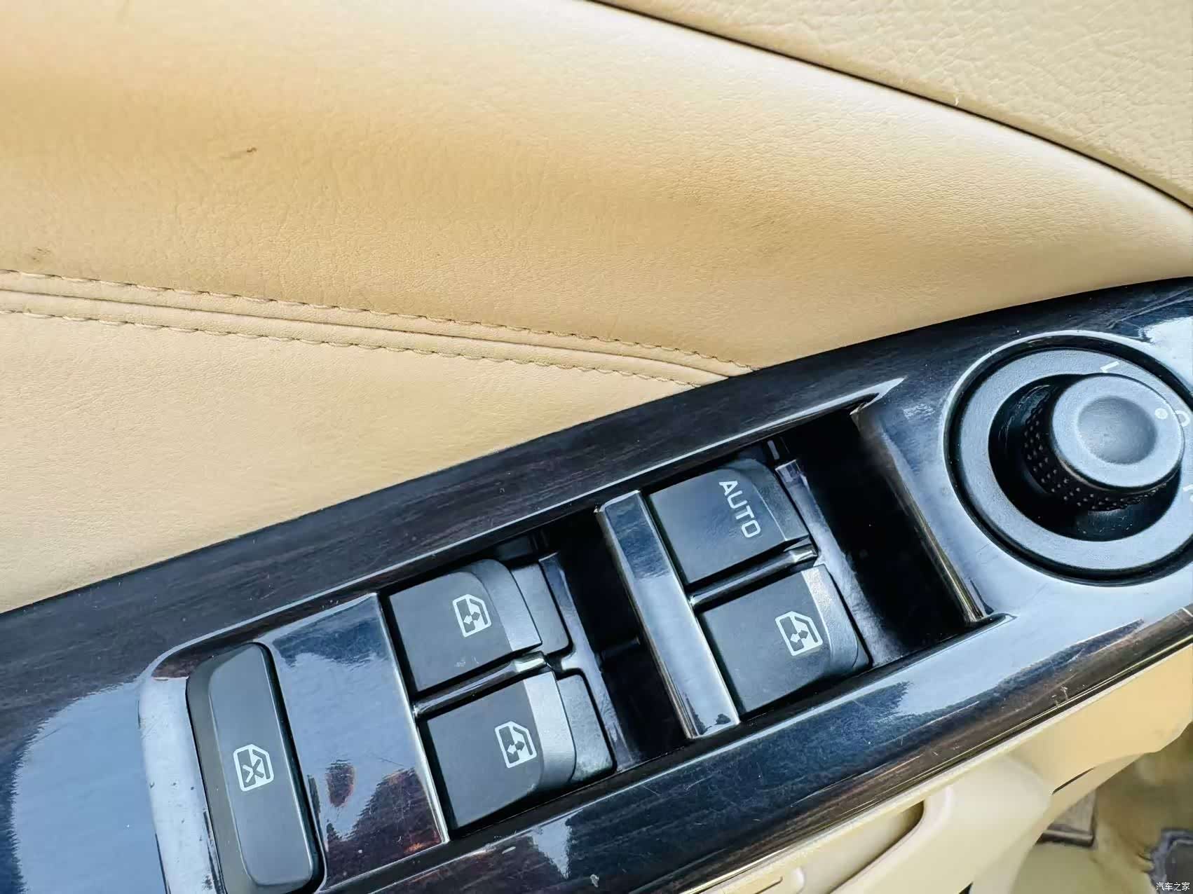 Wuling 730, 2015 17